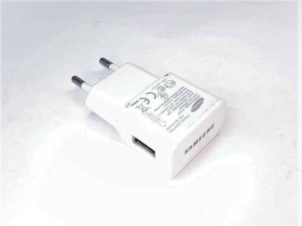 Зарядний пристрій В-162 швидка зарядка 220V (USB) Вінниця - фото 1