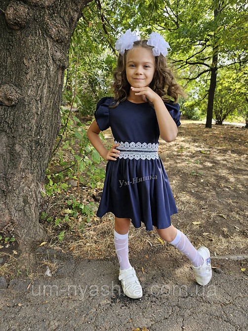 Красивое школьное платье с кружевом 116-134 Кривой Рог - изображение 4