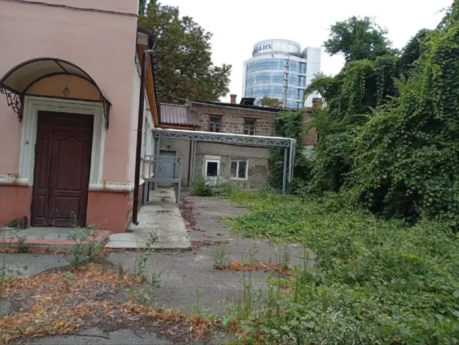 Новий об'єкт. Власник виконує косметичний ремонт. Центр міста пл. Успенська. Свій двір, багато місць під авто. Дніпро - фото 9