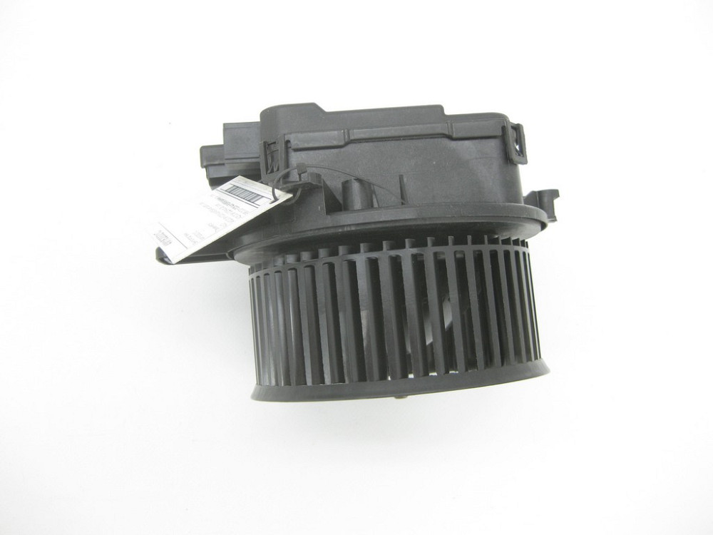 VAG  4M1820021C Вентилятор печі Одесса - изображение 2