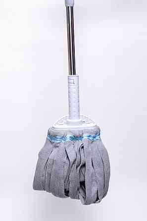 Household Швабра для вологого прибирання з круглою насадкою з міцних волокон і металевою ручкою Коломия