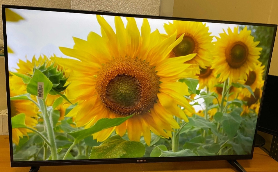 2023 ТОП телевізор 4К Samsung 40" Smart TV T2 Wi-Fi IPTV Корея Харків - фото 1