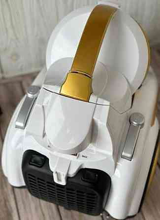 НЕМЕЦКИЙ Пылесос Rainberg RB-658TB колбовый 5200W 5л, HEPA фильтр. Харьков