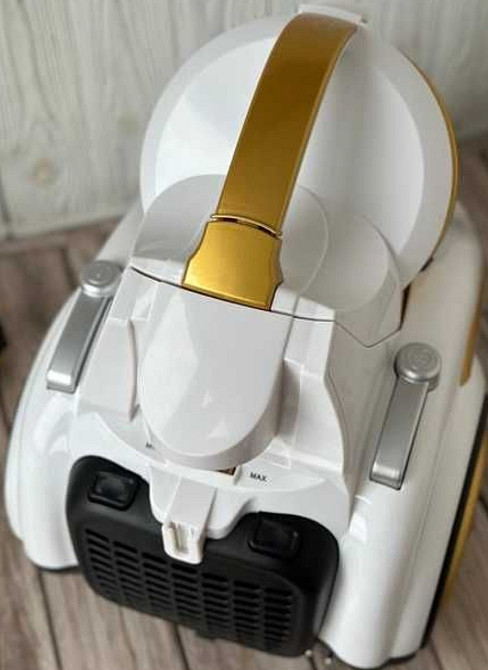 НЕМЕЦКИЙ Пылесос Rainberg RB-658TB колбовый 5200W 5л, HEPA фильтр. Харьков - изображение 4