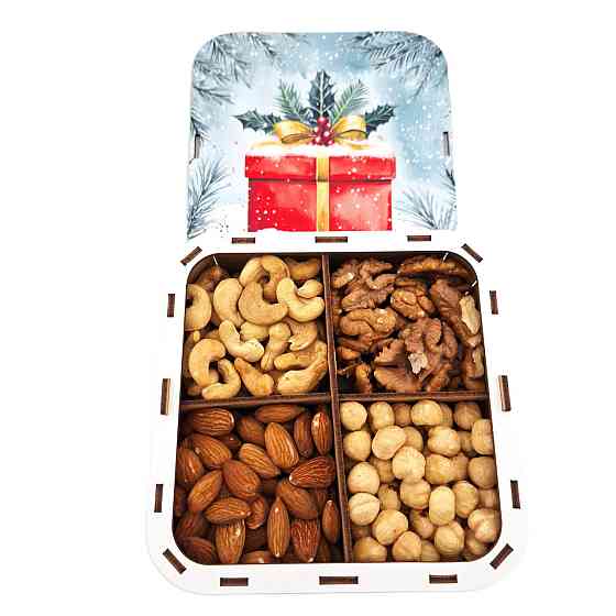 Новогодний набор орехов №245 на Новый Год для девушки, женщине, коллегам, учителю, сестре, подруге, маме, мужчине Одесса