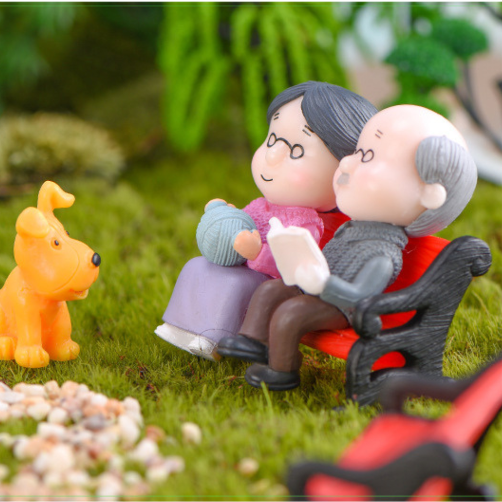 Декоративные фигурки Дедушка с бабушкой на лавочке для флораиума, микроландшафта, мини-сада, миниатюры, вазона Одесса - изображение 3