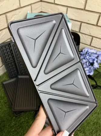 Вафельница-сендвичница 4в1 Domotec SI-234B 1200w Коломыя