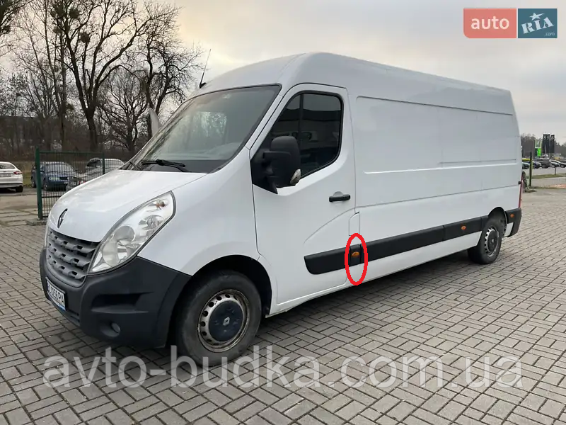 Молдинг кузова центральної стійки ліворуч (довга база) на Рено Мастер III 10-> Rotweise RWS 2933 Киев - изображение 1