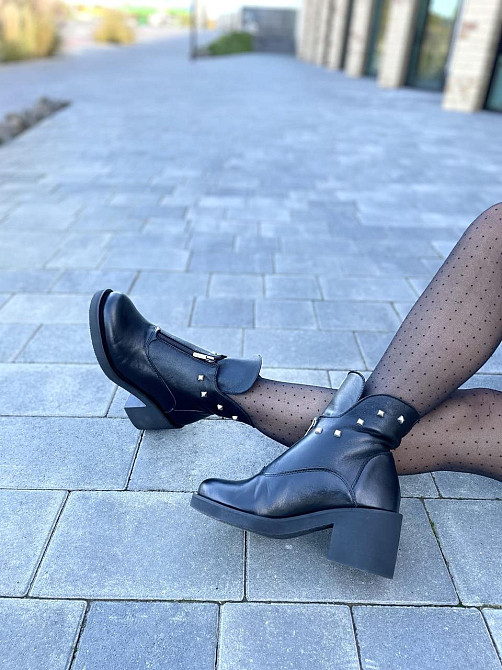 Черевики жіночі LaDi чорні натуральна шкіра зима высота 16см каблук 7см (2213) Коломия - фото 10