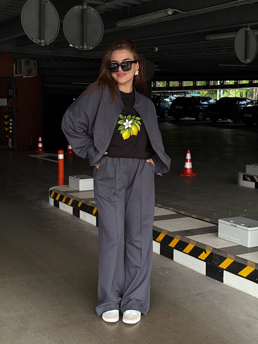 Жіночий трикотажний костюм оверсайз з широкими штанами Графіт XS/S Харків - фото 11