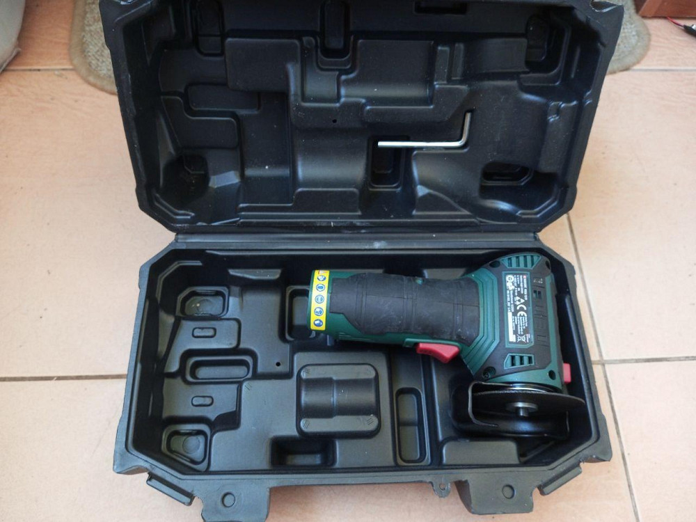 МІНІ УГЛОВА ШЛІФМАШИНА (БОЛГАРКА) АКУМУЛЯТОРНА PARKSIDE PWSA 12 B1 (ТУШКА) з Німеччини Б/У Полтава - фото 1