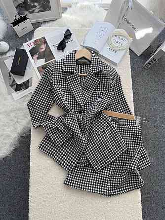 Жіночий стильний принтований костюм двійка: піджак і спідниця кашемір лапка Одеса