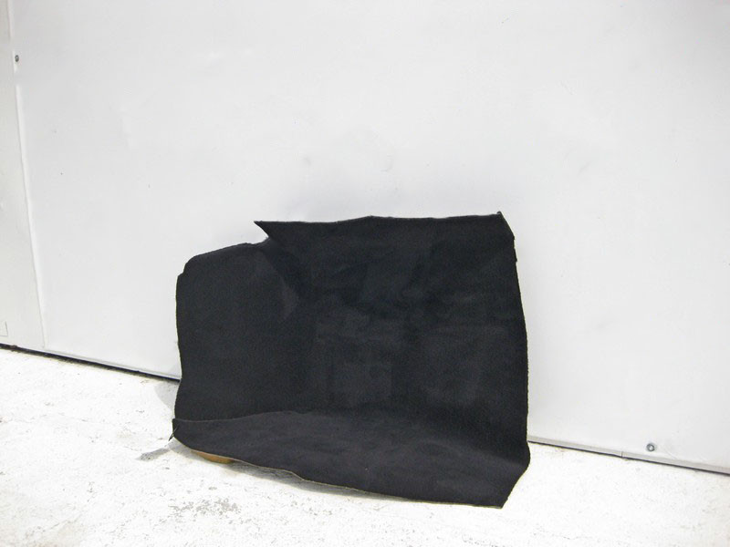 Mercedes-Benz  A2036800240 9B57 Килим салону колір "антрацит" передній правий C-Class W203 Одесса - изображение 2