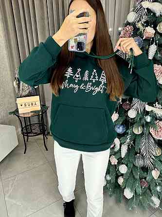 Женское уютное оверсайз худи с новогодним принтом трехнитка на флисе Изумрудный, 48/52 Одесса