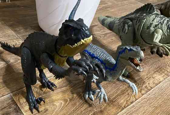 Динозавры игрушки со звуком БУ  Динозавры на выбор . Киев