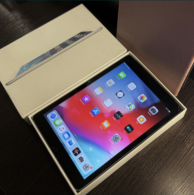 Топовий Планшет iPad 9.7 , 128Gb. LTE Киев - изображение 2