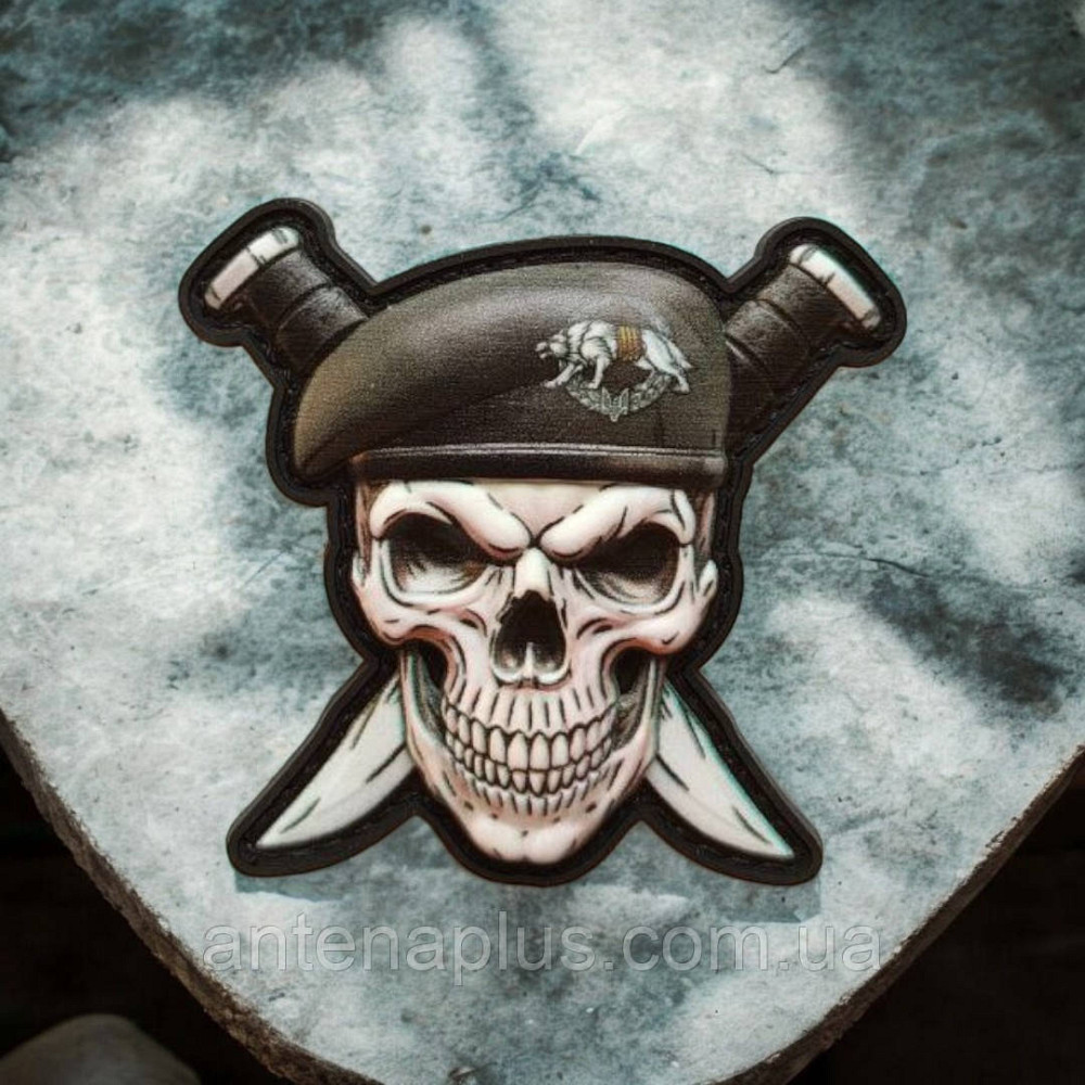 Череп у береті з ножами ССО об'ємний шеврон / патч Київ - фото 1