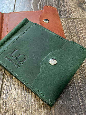 Шкіряний затискач для купюр та карток на кнопці зеленого кольору LQ Leather Київ - фото 1