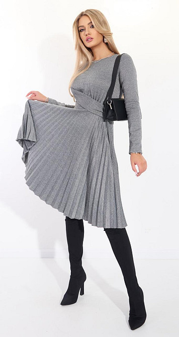 Красивое платье с юбкой плиссе (46) Киев - изображение 6