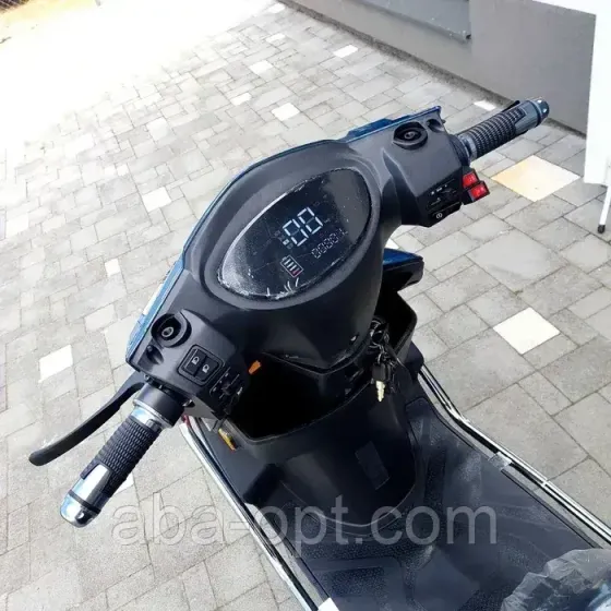 Електроскутер FORTE HAWK MAXI 2000W-60V-20Ah шини 10"/10" купити дешево в Украіні Одеса