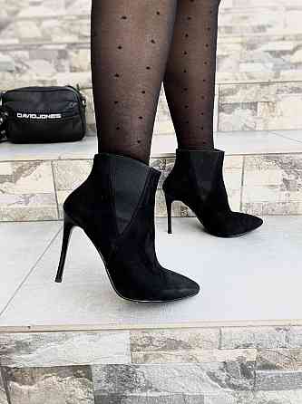 SANTINI Жіночі черевики SANTINI чорні натуральна замша 36р. каблук 11см висота 10см (70543-21) Коломыя