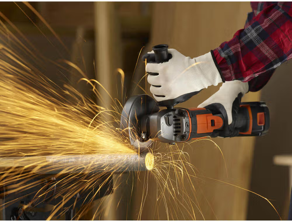 Акумуляторна кутова шліфувальна машина BLACK+DECKER BCG720M1 : з АКБ 18В 4Аh, диск 125 мм (BCG720M1) Київ - фото 8