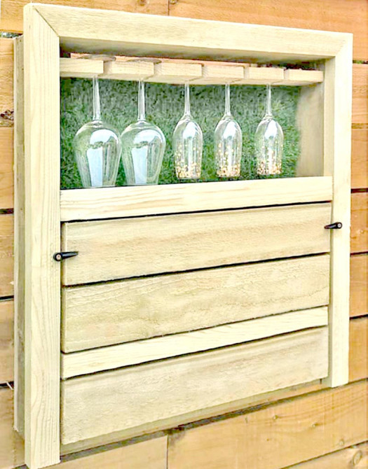 Настенный бар 