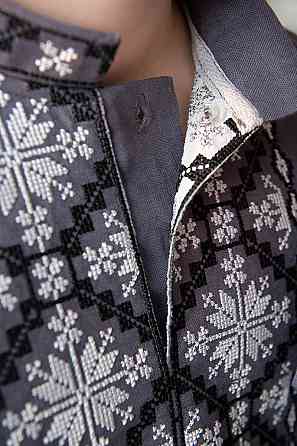 Вышиванка для мальчиков с длинным рукавом льняная темно-серая топ Киев