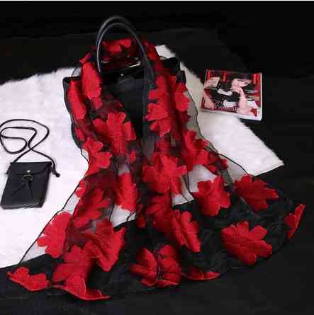 Шарф женский с цветами 180 на 68 см красно-черный Киев