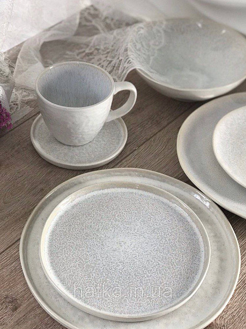 Тарілка Olens "Вайт-стоун" 21х1,2 см коло з бортиком кераміка біла із сірими домішками для дому та ресторану Київ - фото 4