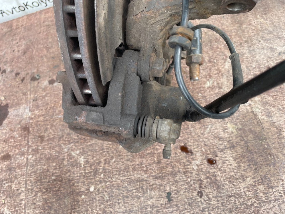 Супорт передній правий Nissan Qashqai 2007-2013 Ковель - изображение 3