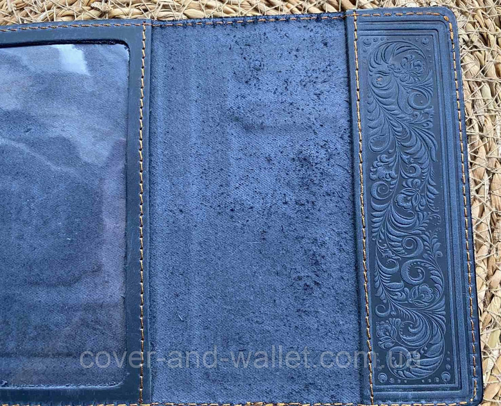 Обкладинка для паспорта із гербом України синього кольору ST Leather Київ - фото 3