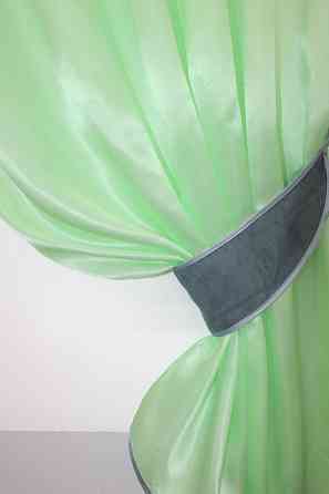 Кухонные шторы VR-Textil № 073к с ламбрекеном и подхватами салатовый с серо-голубым 290х170 см (52-0273) Киев