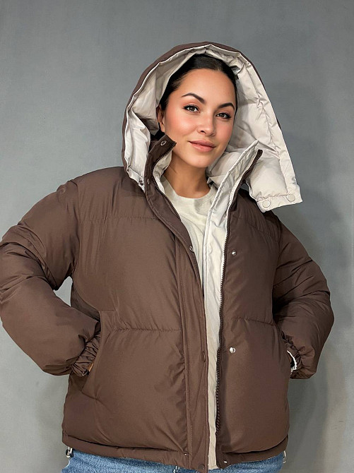 Куртка женская Fashions 87257 двухсторонняя пуффер с капюшоном коричневая с бежевым, коричневый с бежевым, L Киев - изображение 4