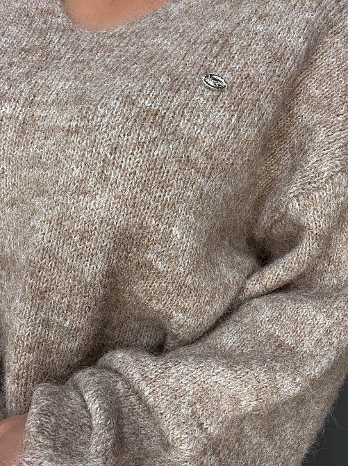 Светр жіночий A-N 08-1 оверсайз з вовною виріз мис, бежевий, one size Київ - фото 8