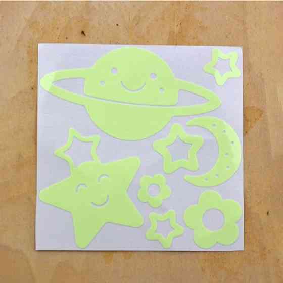 Люминесцентная наклейка Космос 10 на 10 см салатовый Киев