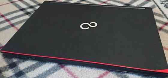 Ноутбук: Fujitsu Core i3 6100U, DDR4. Київ