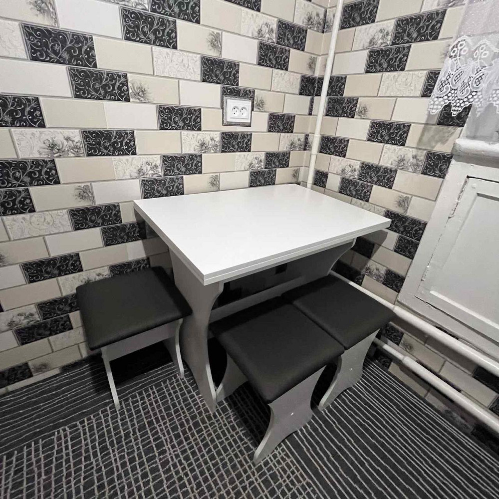 Стол на кухню и 4 мягких табурета (комплект) / Белый Львов - изображение 5