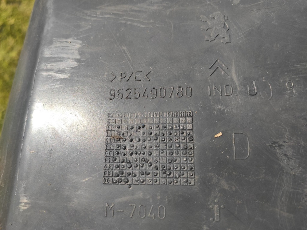 Підкрилок задній правий Peugeot Partner 1996-2007 (9625490780) Ковель - фото 2