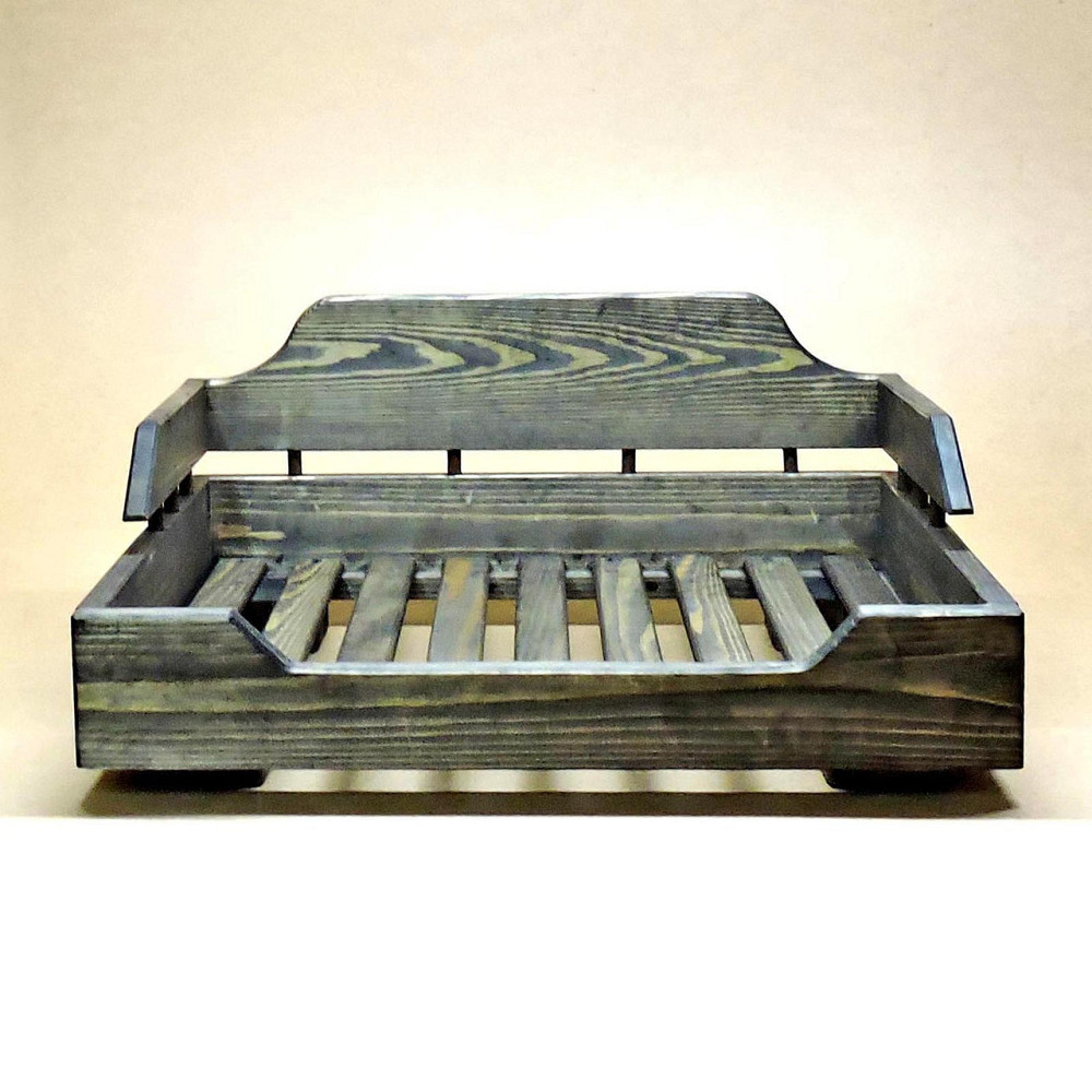 Лежак деревянный для собаки 