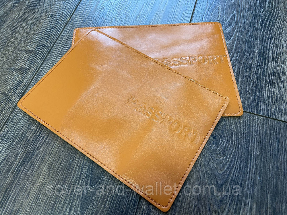 Обкладинка на паспорт із натуральної шкіри жовтого кольору ST Leather Київ - фото 3