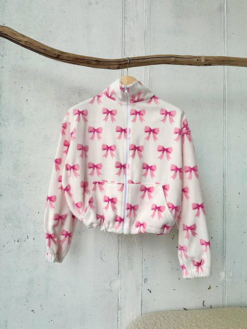 Женская стильная теплая худи с принтом на флисе Одесса - изображение 4