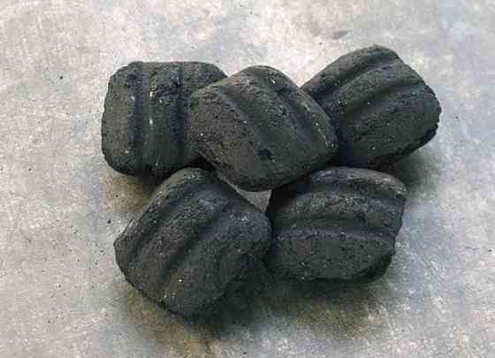 Вугільні брикети 8кг Weber 17591 Код: 007417 Рівне