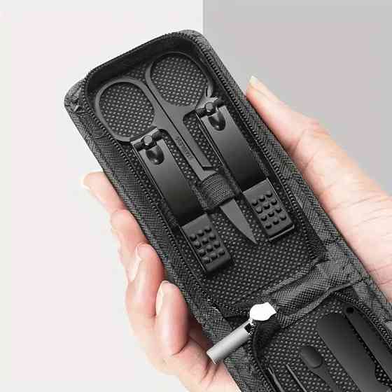 Набор инструментов для маникюра и педикюра дорожный набор ножницы,пинцет,пилочка 6 шт в кейсе цвет черный Каменец-Подольский