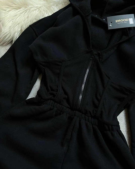 Жіночий теплий комбінезон з капюшоном та імітацією корсету трьохнитка на флісі + трикотаж рубчик Одеса - фото 3