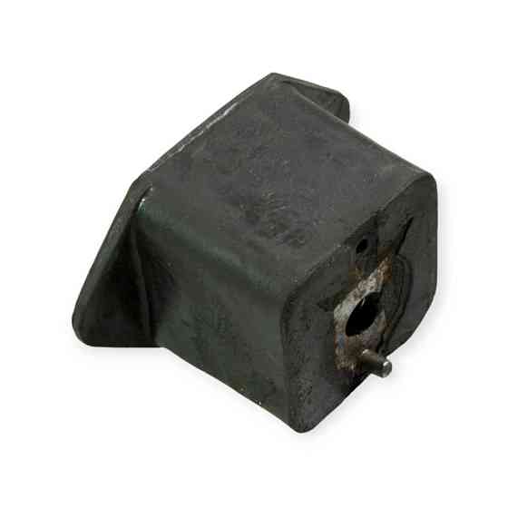 Подушка Москвич ліва мала двигуна Мукачево