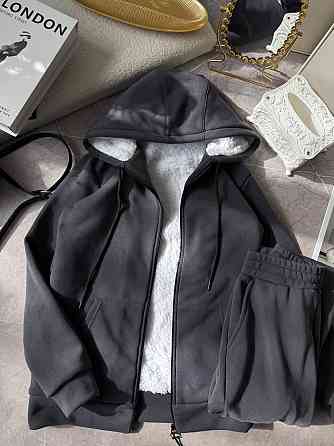 Жіночий теплий повсякденний костюм: худі + штани, тринитка на флісі + хутро Графіт, 42/44 Одеса