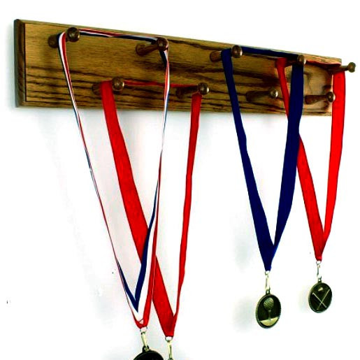 Полка для медалей 