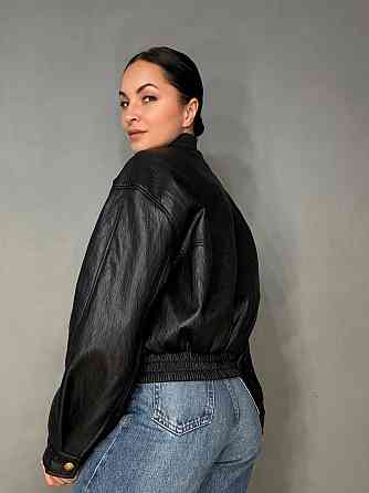 Куртка женская Lady Yep 10048 бомбер из экокожи оверсайз черная, черный, M Киев