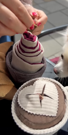 Іграшка для собак кекс Happy Peppy (Хеппі Пеппі) з отворами для корму Бежевий Запоріжжя - фото 6